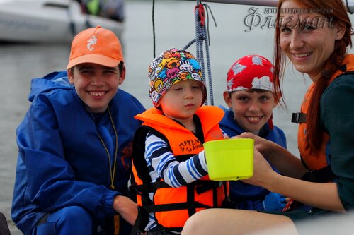 Фоторепортаж с парусной практики флотилии Флагман, прошедшей в июне 2017 года.